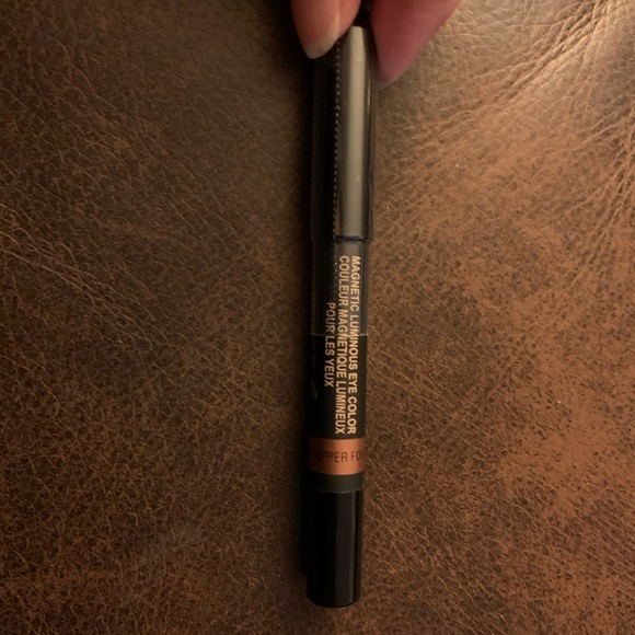 NUDESTIX - MAGNETIC LUMINOUS EYE COLOR - Picture 4 of 6